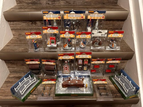 Lemax christmas village - lemax,